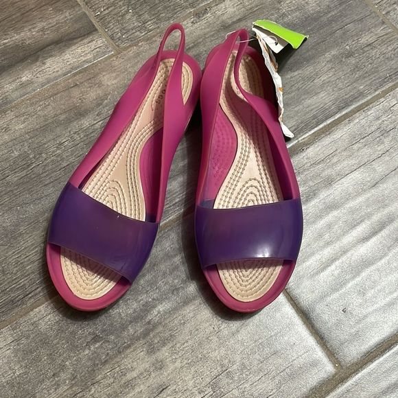 Croc flat for woman size 8. Color block flat. - Picture 6 of 6